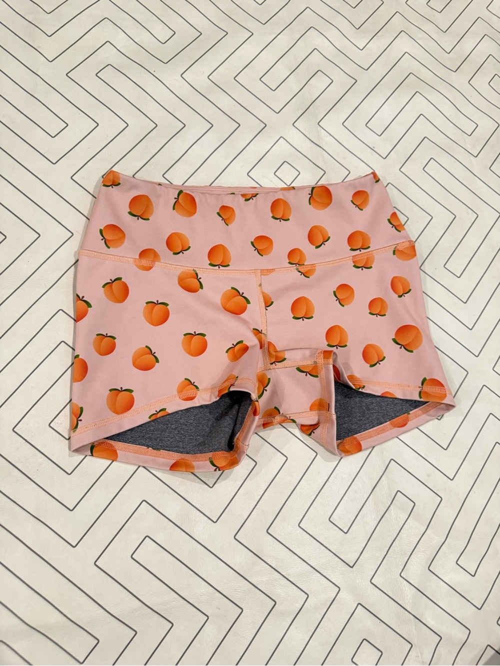 2Pood Peach Pattern Weightlifting Shorts